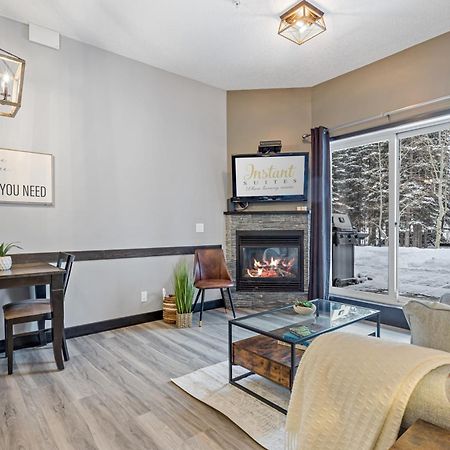 Nature'S Nook By Instant Suites Pool & Hottub Canmore Exterior photo