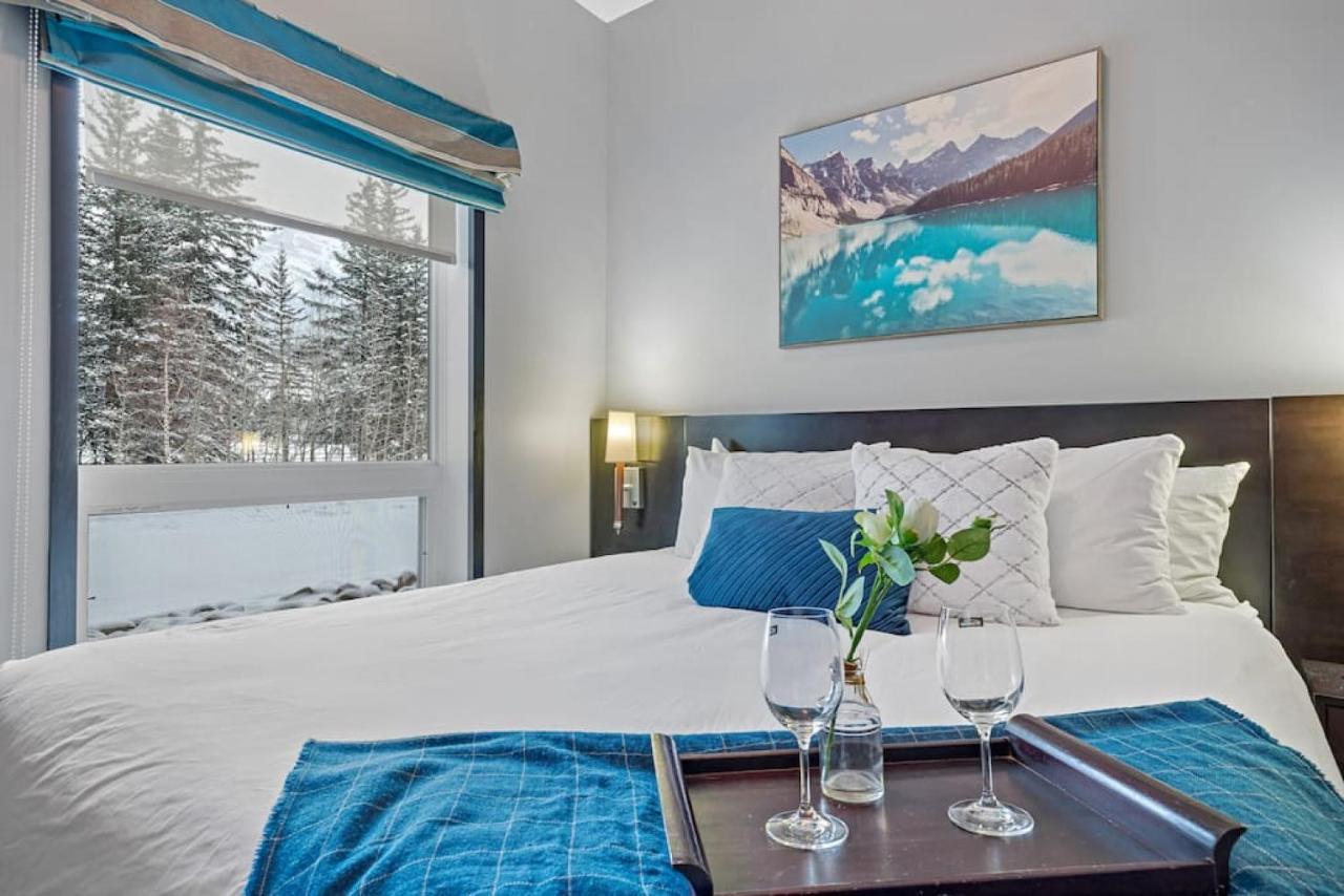 Nature'S Nook By Instant Suites Pool & Hottub Canmore Exterior photo